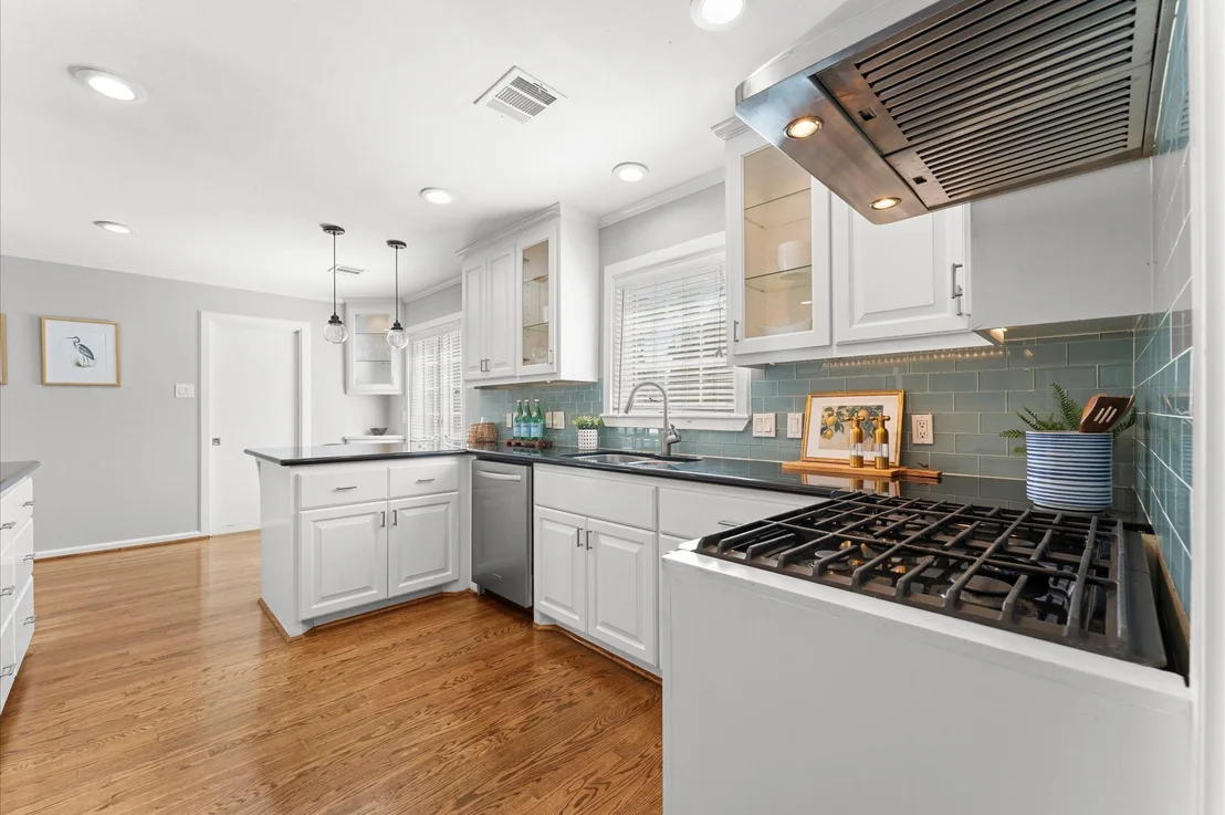 Photo of 12502 Pinerock Lane
