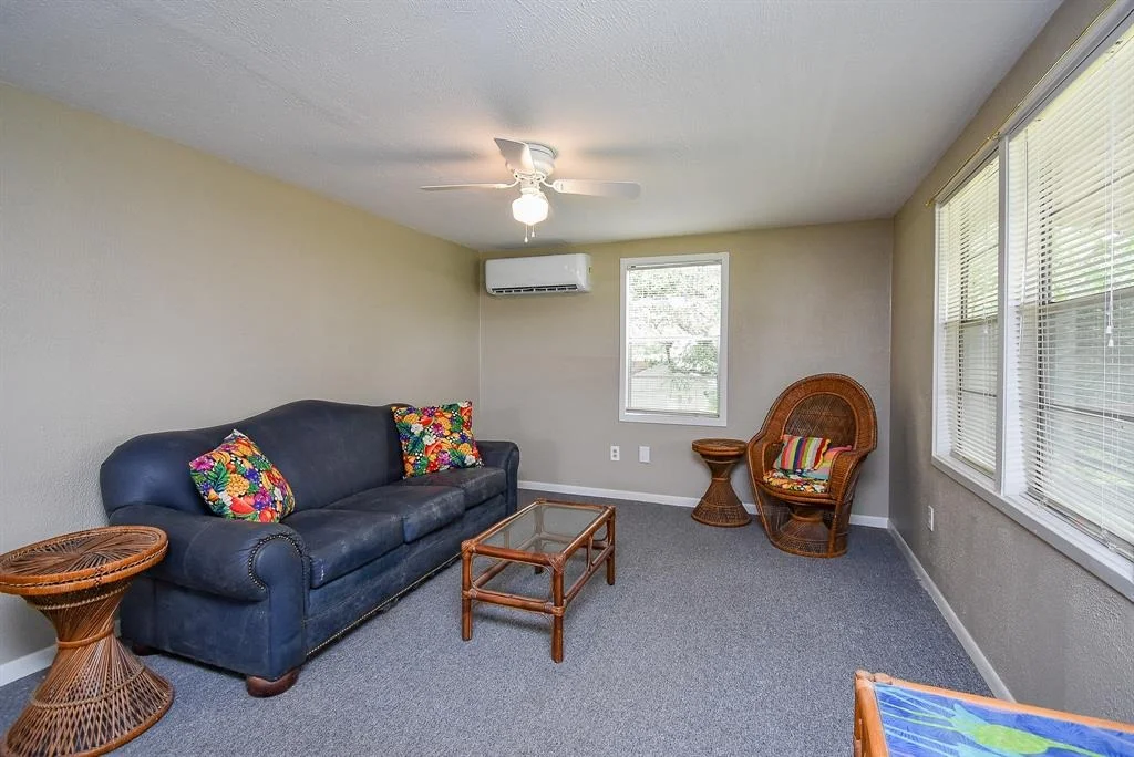 Photo of 1551 Bayview Drive