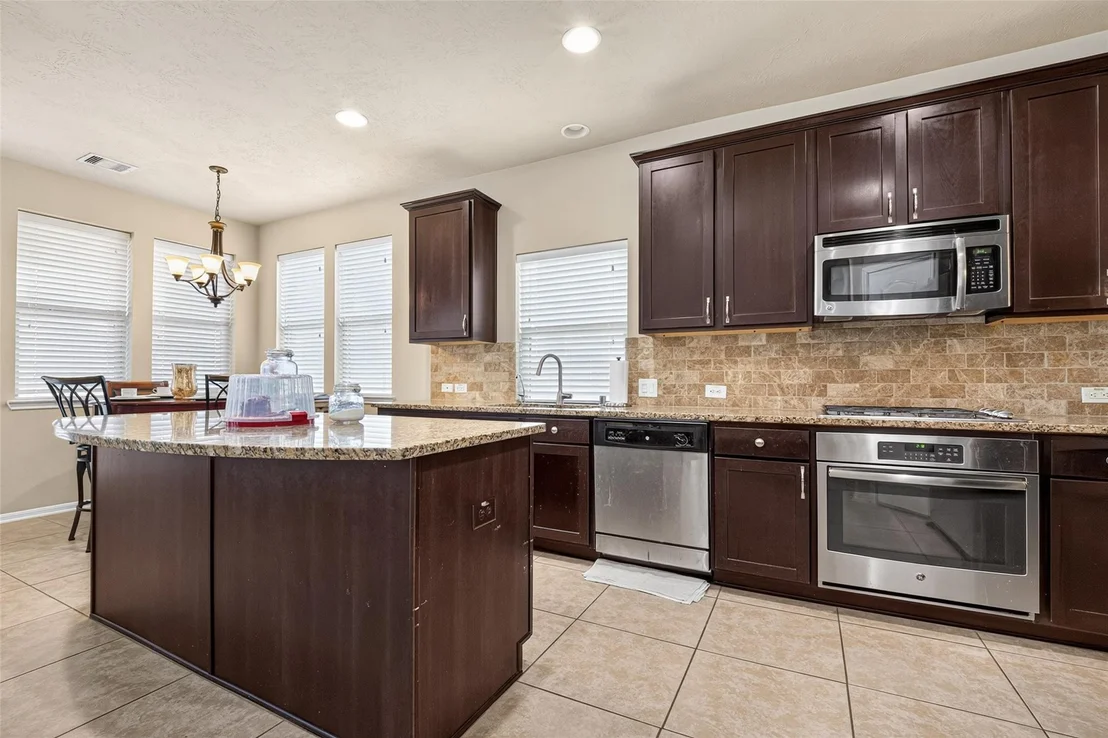 Photo of 2503 Golfridge Circle
