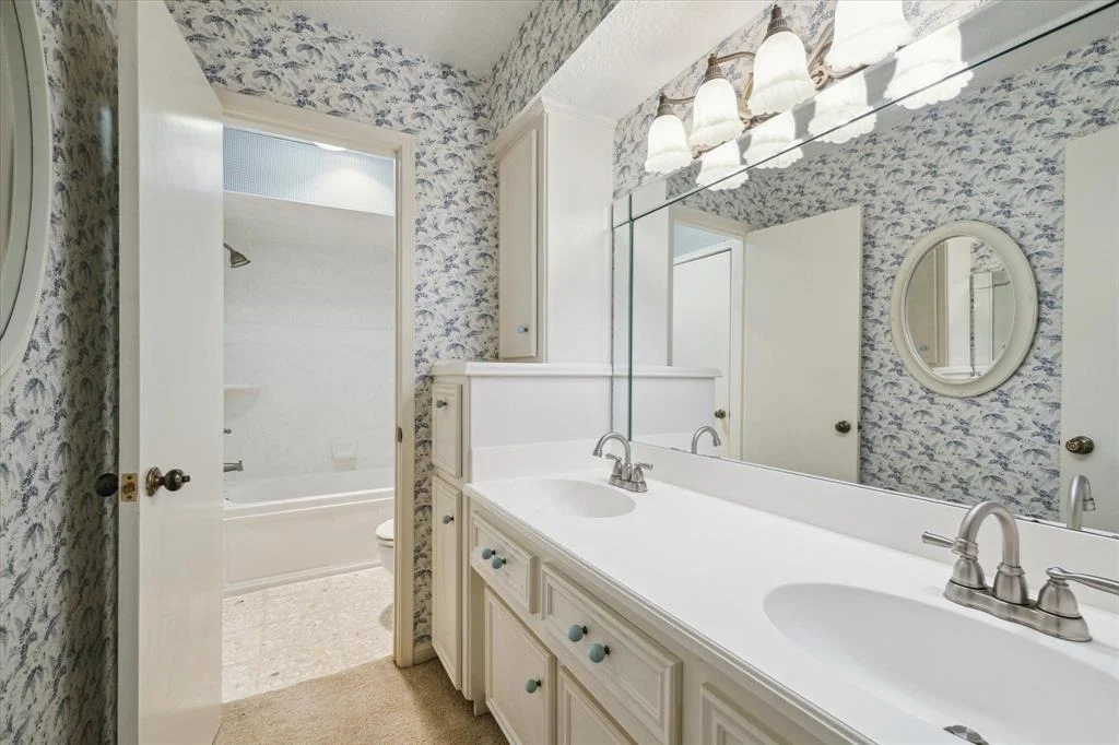 Photo of 5211 Lacreek Lane