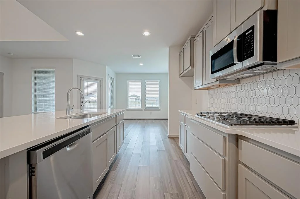 Photo of 28322 Hannahs Harbor Lane
