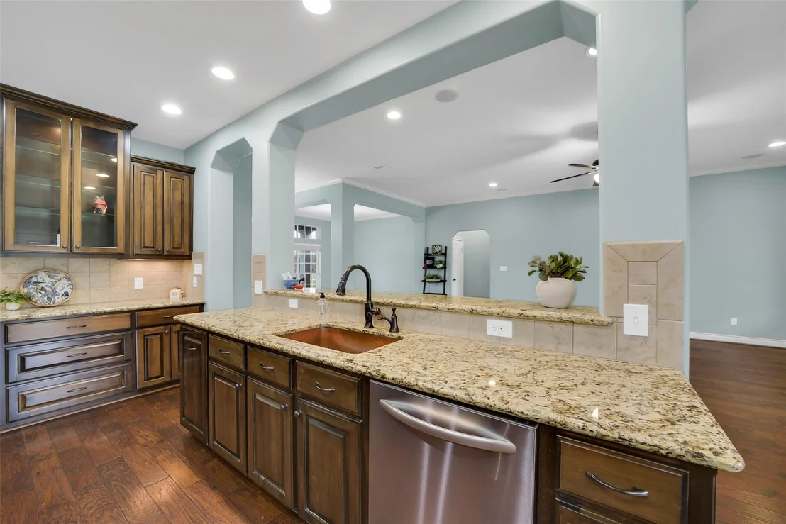 Photo of 19407 Pine Tree Lane