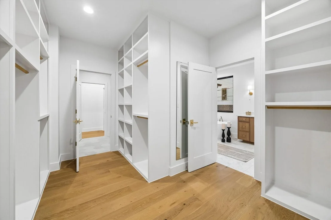 Photo of 2250 Bartlett Street
