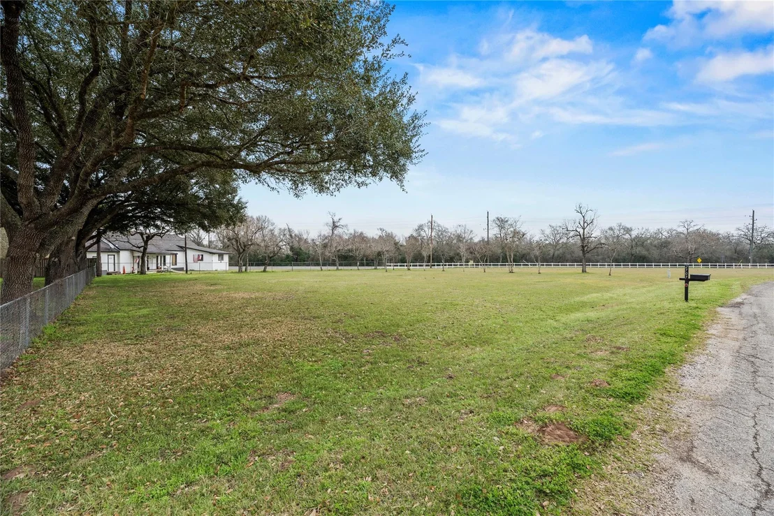 Photo of 2718 Bell Bottom Circle