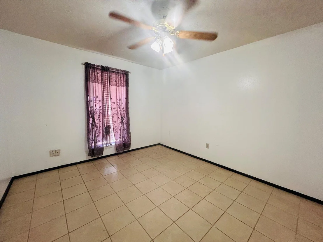 Photo of 10502 Long River Drive