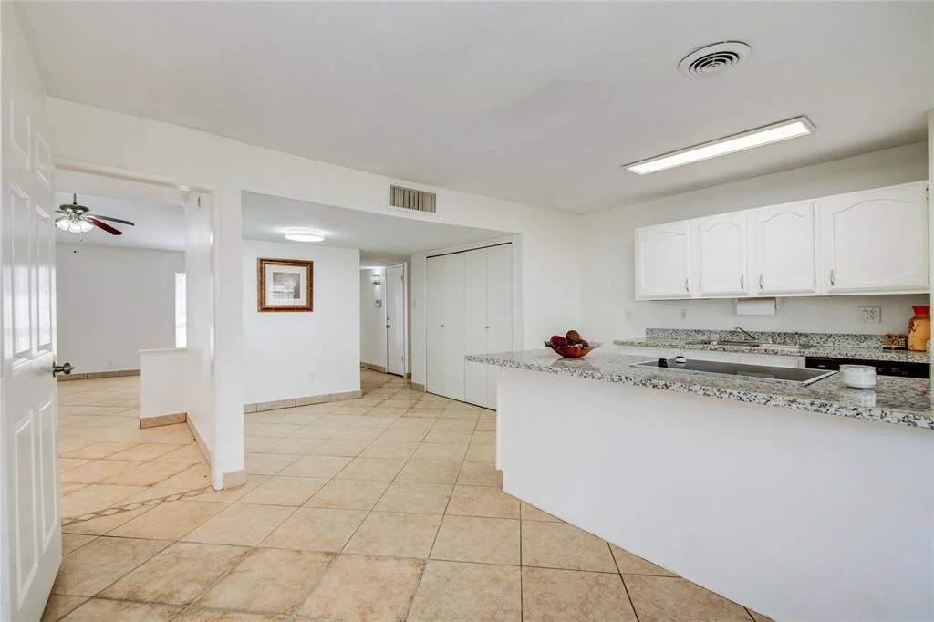 Photo of 6839 Tara Drive