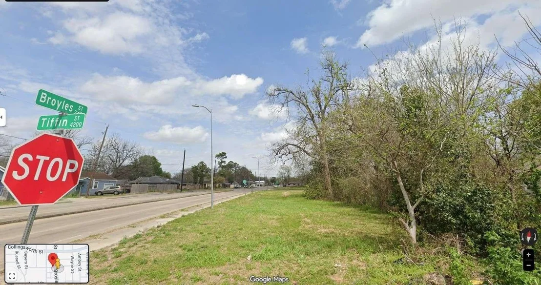 Photo of 3406 Broyles Street
