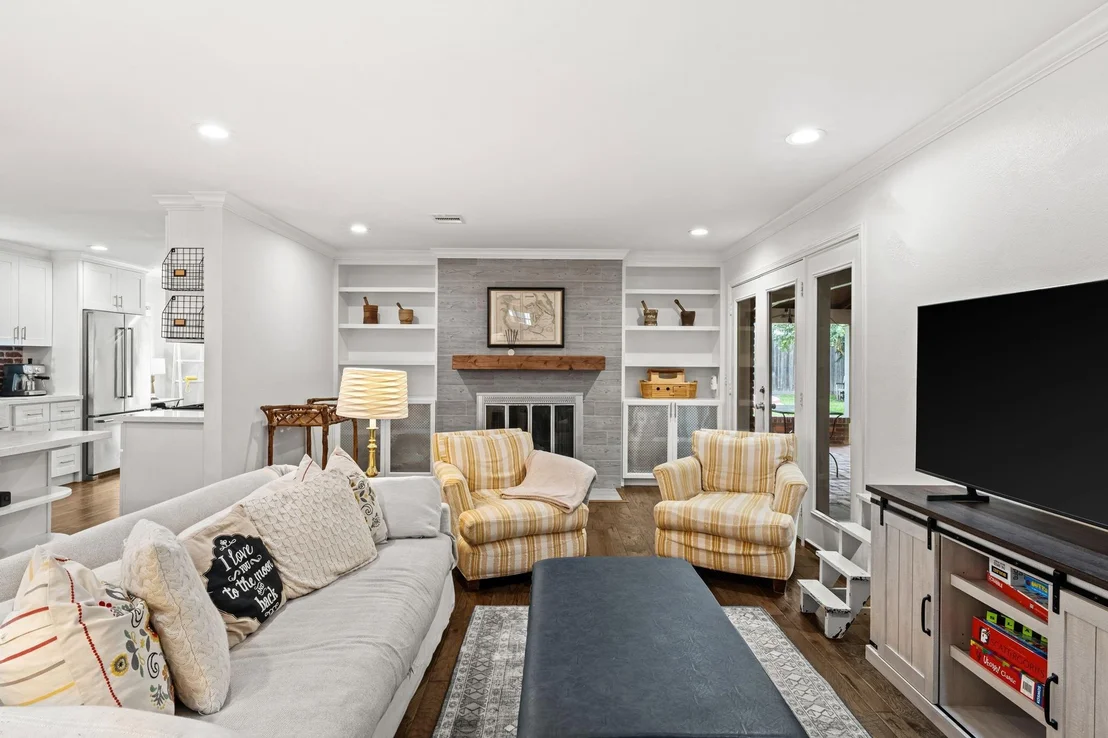 Photo of 5150 Grape Street