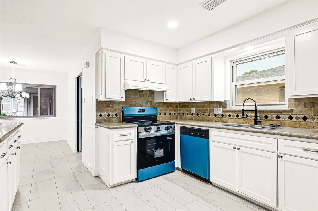 Photo of 1418 Pirates Cove