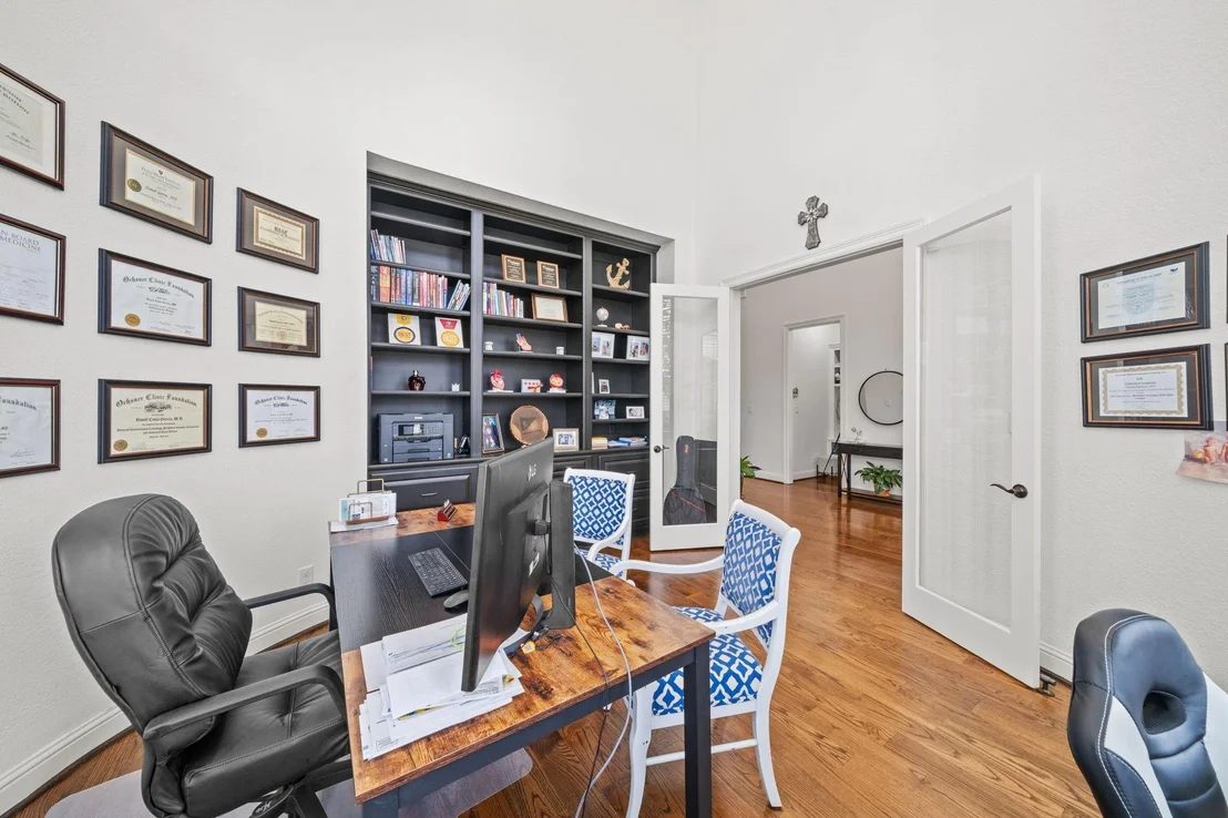 Photo of 1835 Hewitt Drive