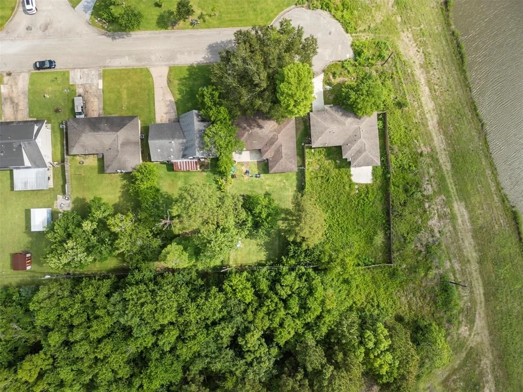 Photo of 915 Temple Drive