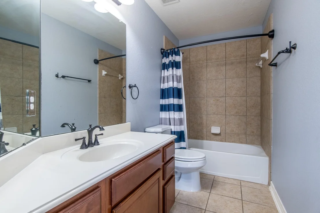 Photo of 18119 Blues Point Drive