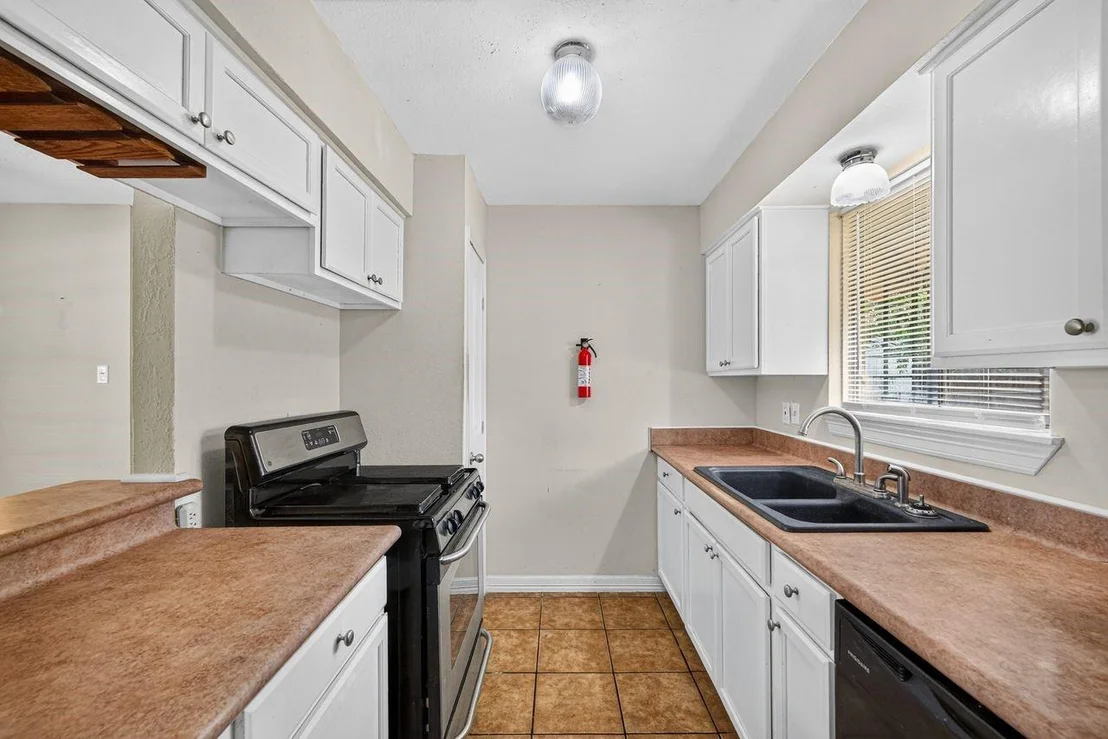 Photo of 1230 Hopper Road