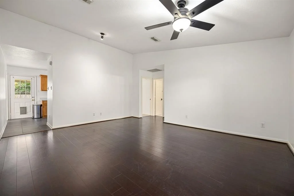 Photo of 523 Pinewood Drive