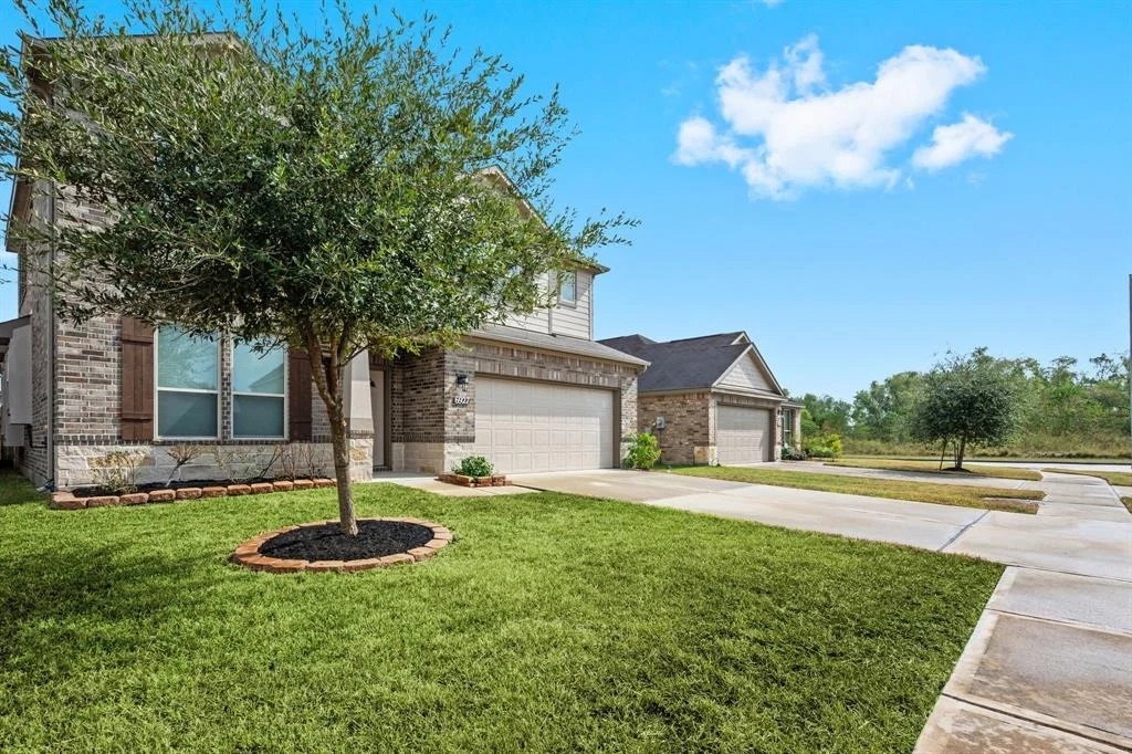 Photo of 6927 Glenmoor Drive