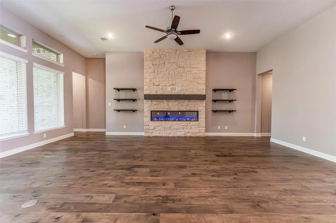 Photo of 1050 Groveton Ridge Lane