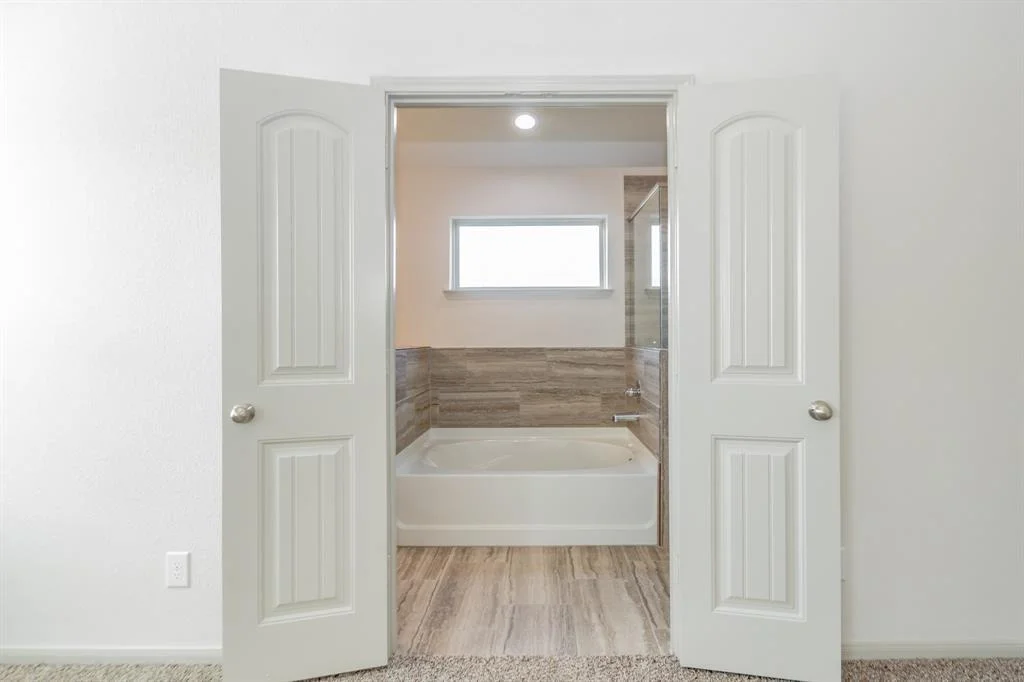 Photo of 6431 Downey Lane