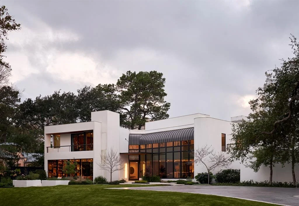 Photo of 4004 Inverness Drive