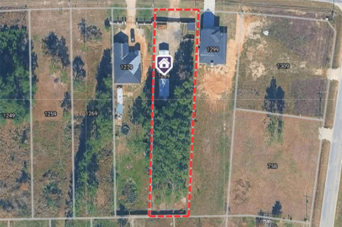 Photo of 1289 Road 5100