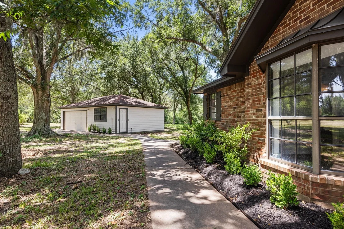 Photo of 21802 Lake View Road