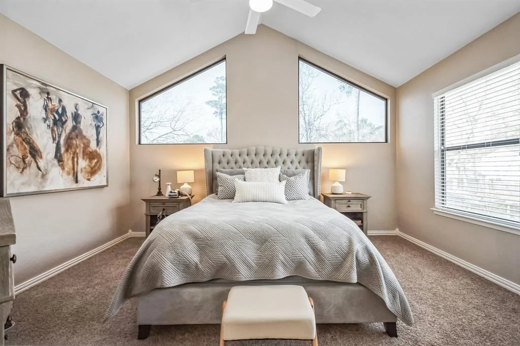 Photo of 20 N Mossrock Road