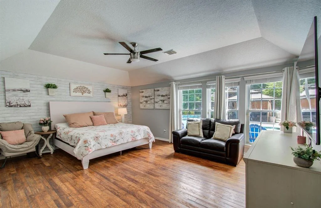 Photo of 11311 Chevy Chase Drive