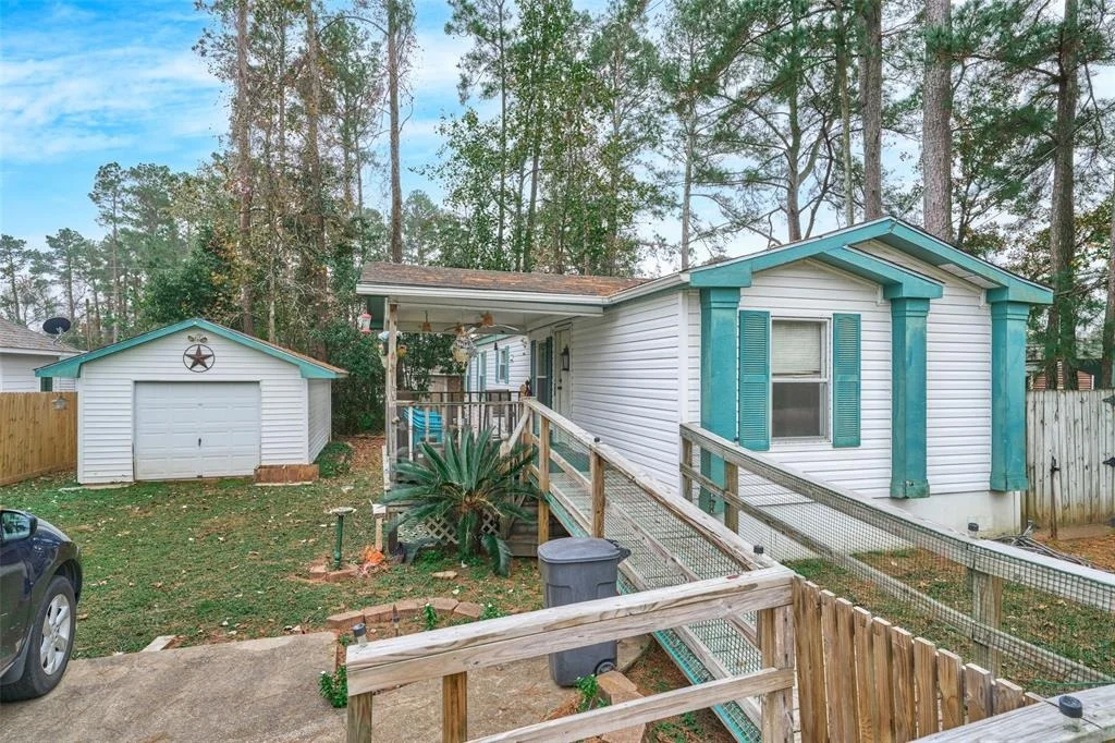 Photo of 16889 W Hammon