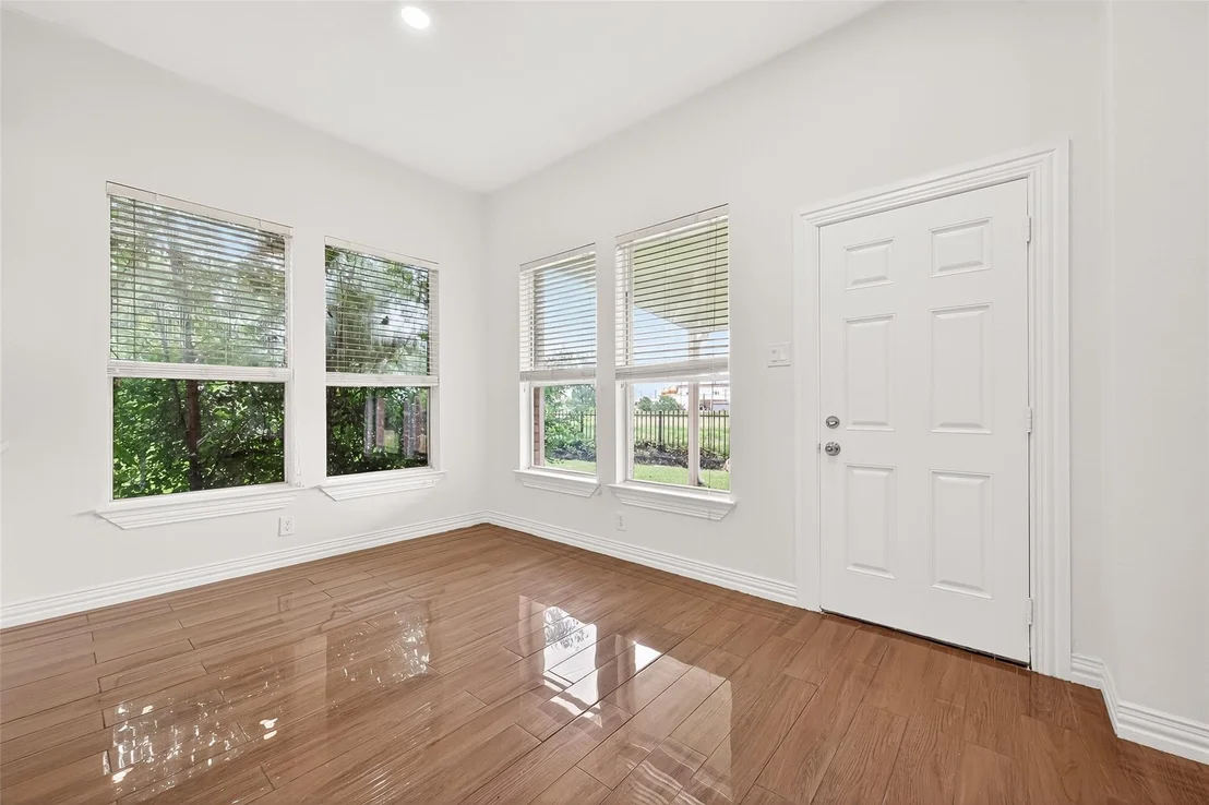 Photo of 7402 Heron Lakes Drive