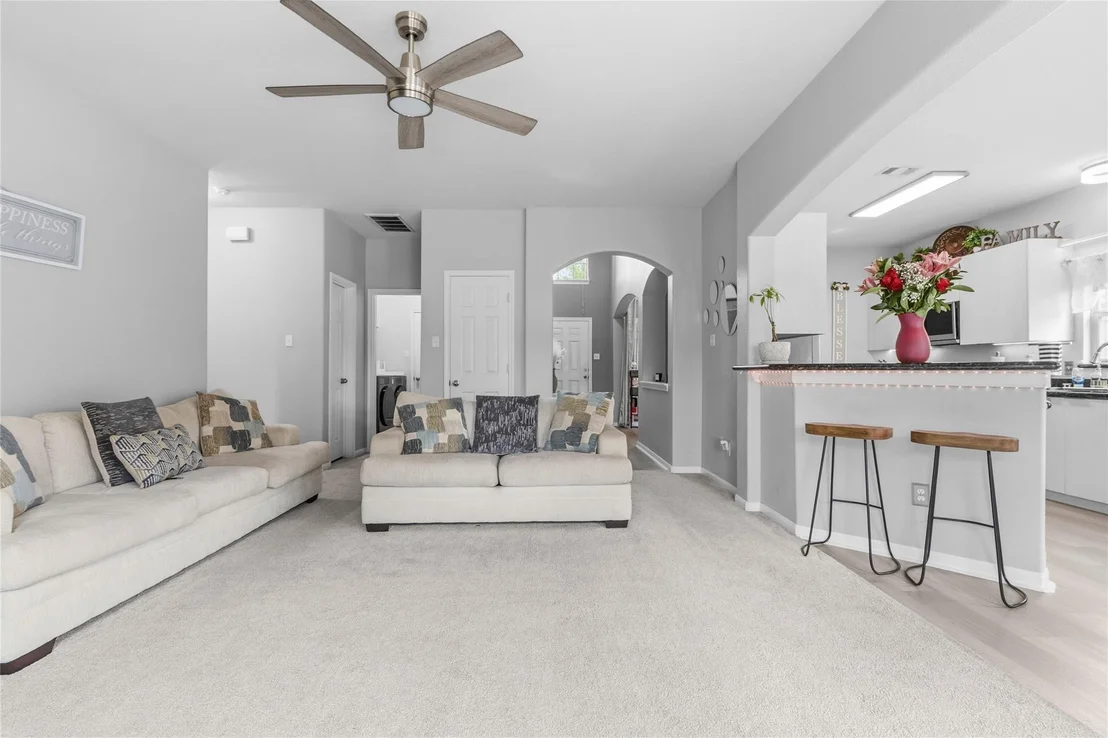 Photo of 2055 Midlane Drive