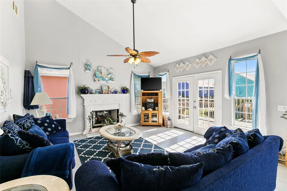 Photo of 4806 Bluewater Drive