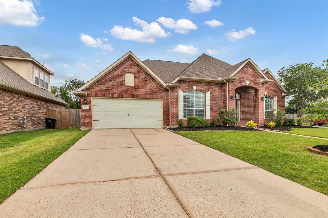Photo of 3031 Clover Trace Drive