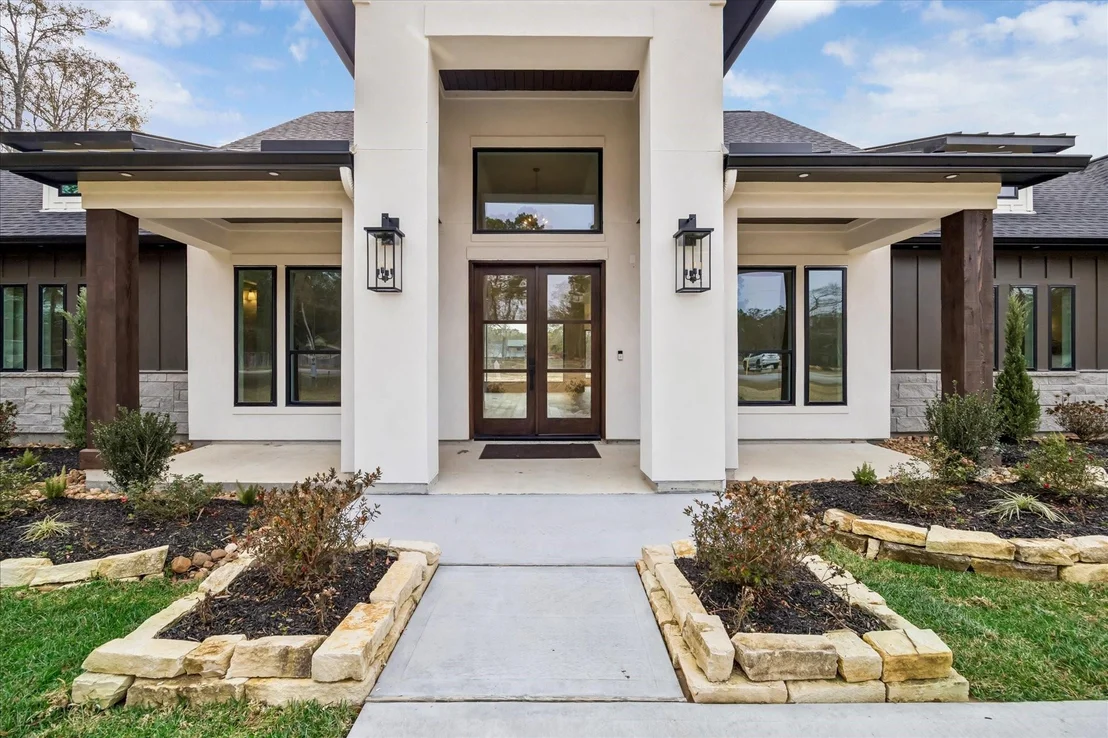 Photo of 19470 Nasas Drive