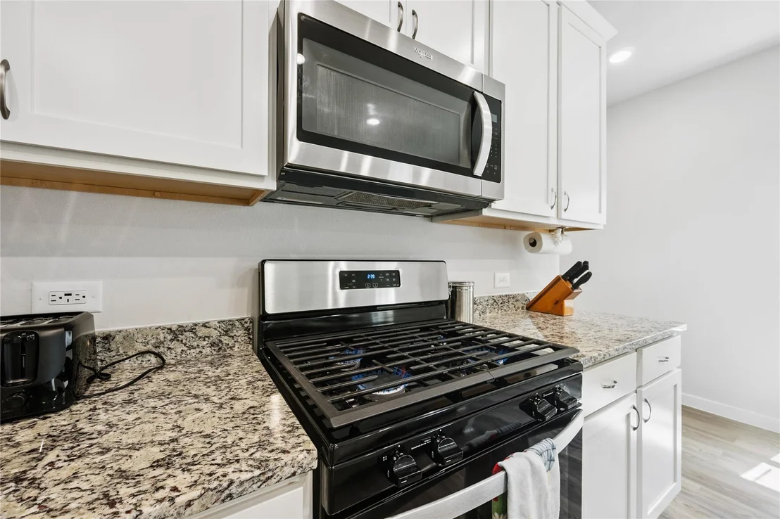 Photo of 16934 Needlepoint Drive