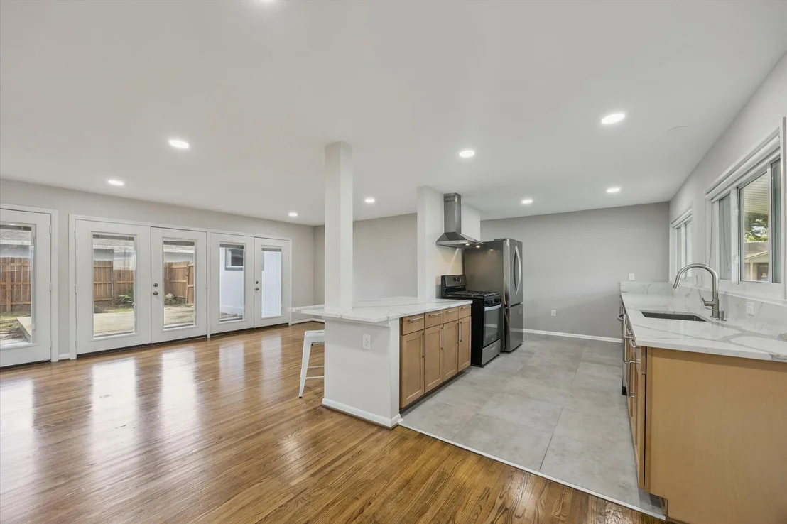 Photo of 8621 Bob White Drive