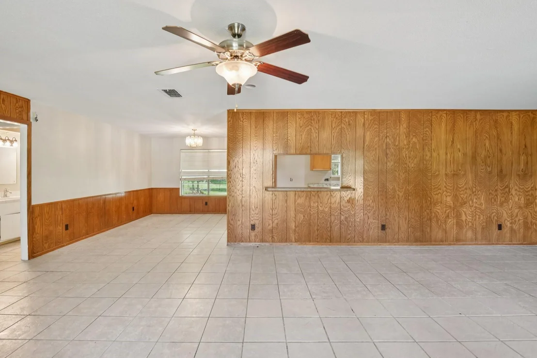 Photo of 20123 Edworthy Road