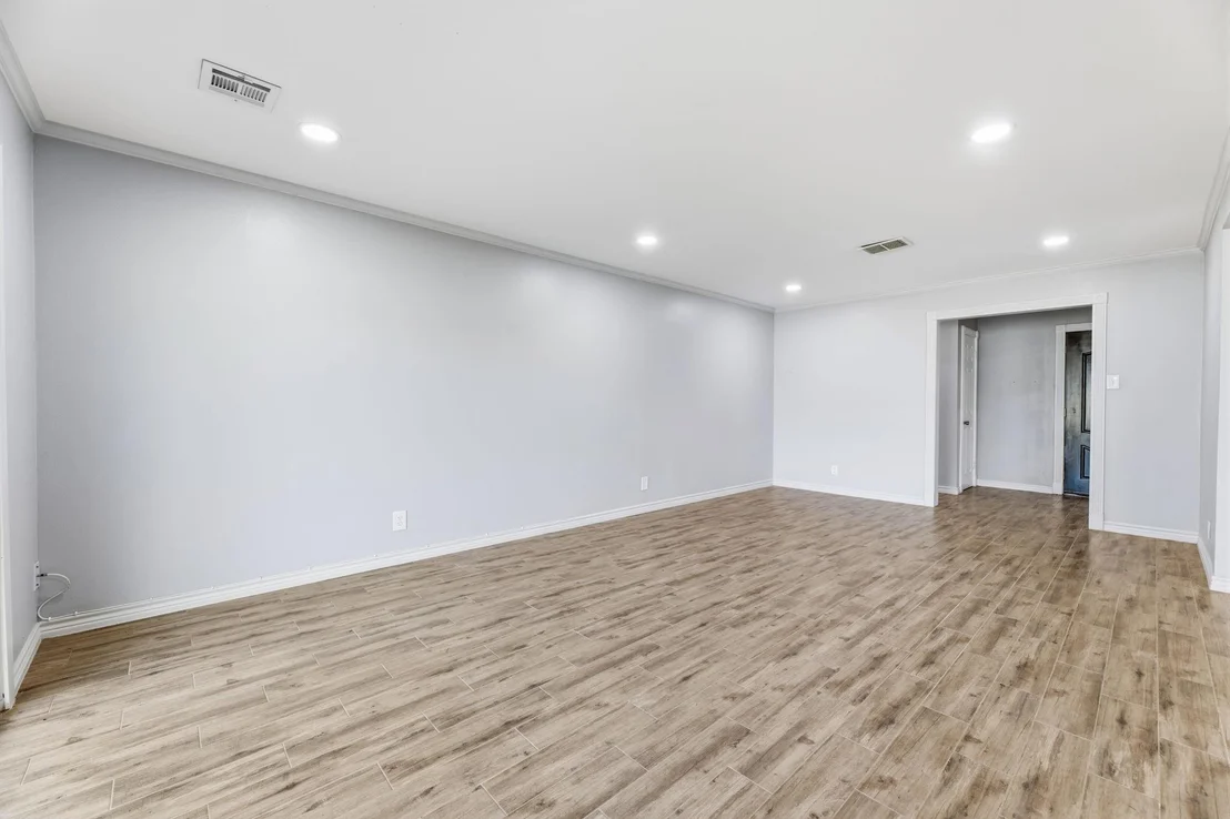 Photo of 9766 Westview Drive