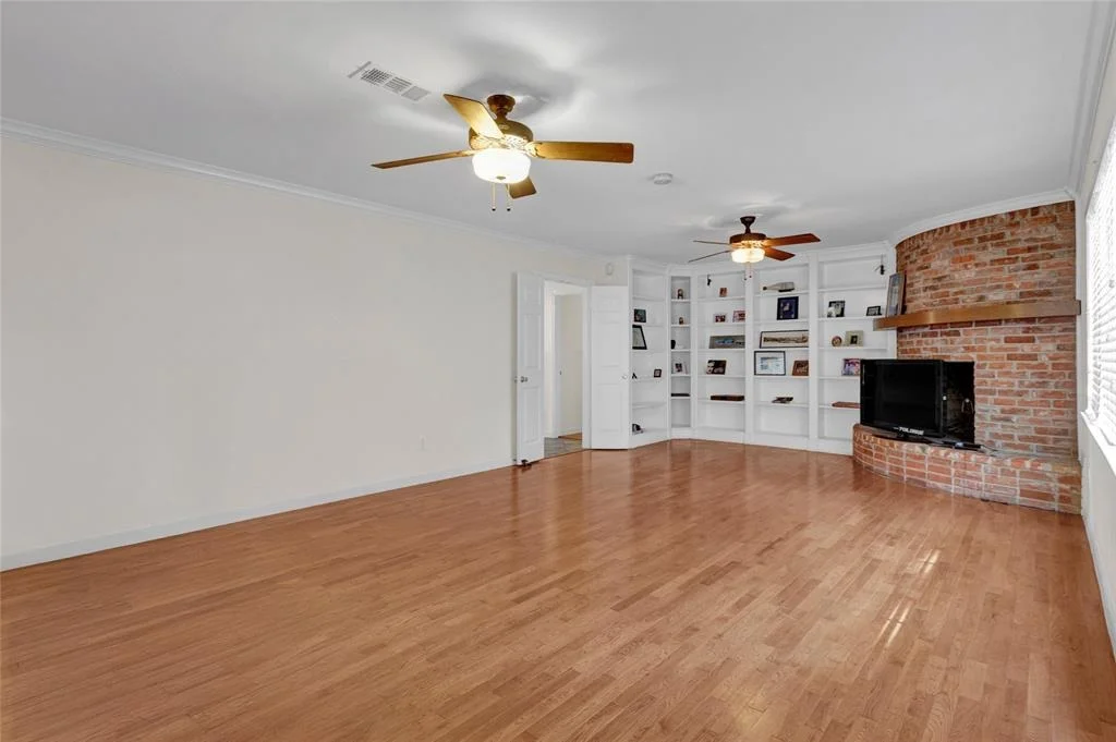 Photo of 2010 Oceanview Drive