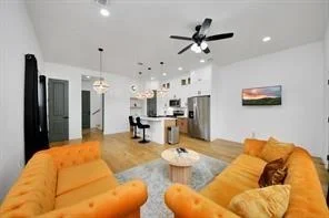 Photo of 4010 Dreyfus Street