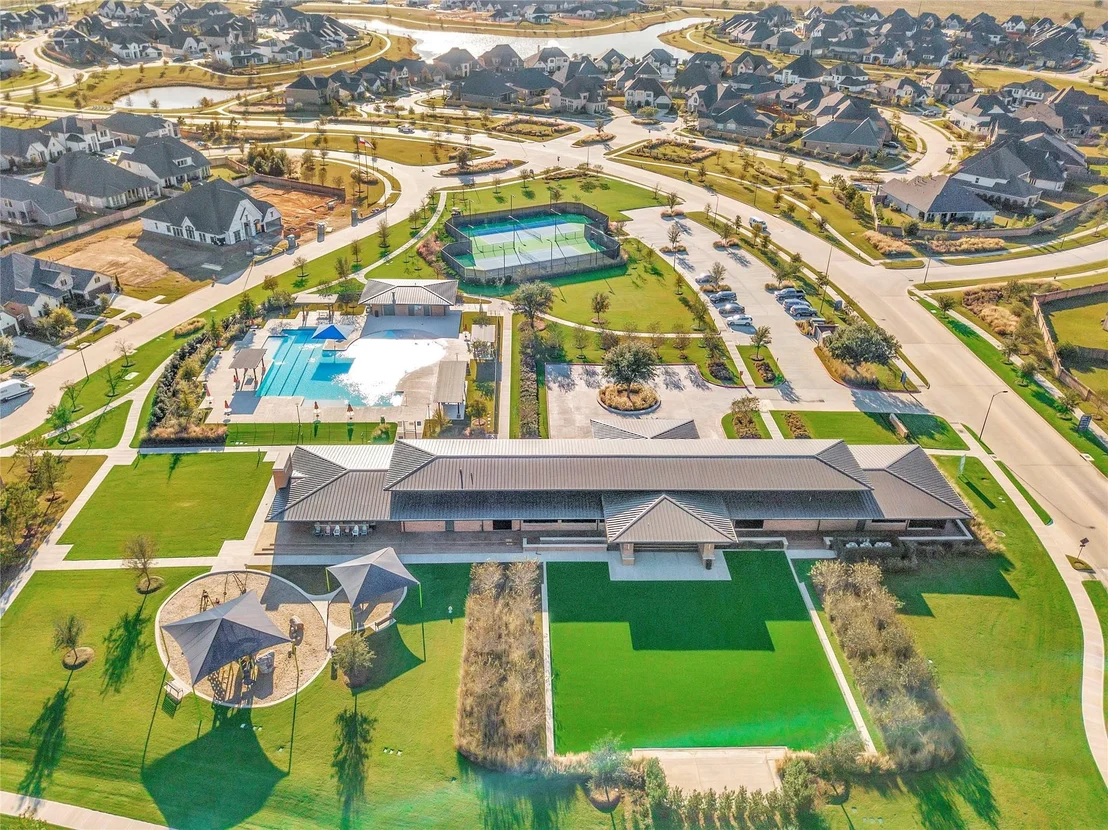Photo of 6418 Shadowbrook Hollow Trail