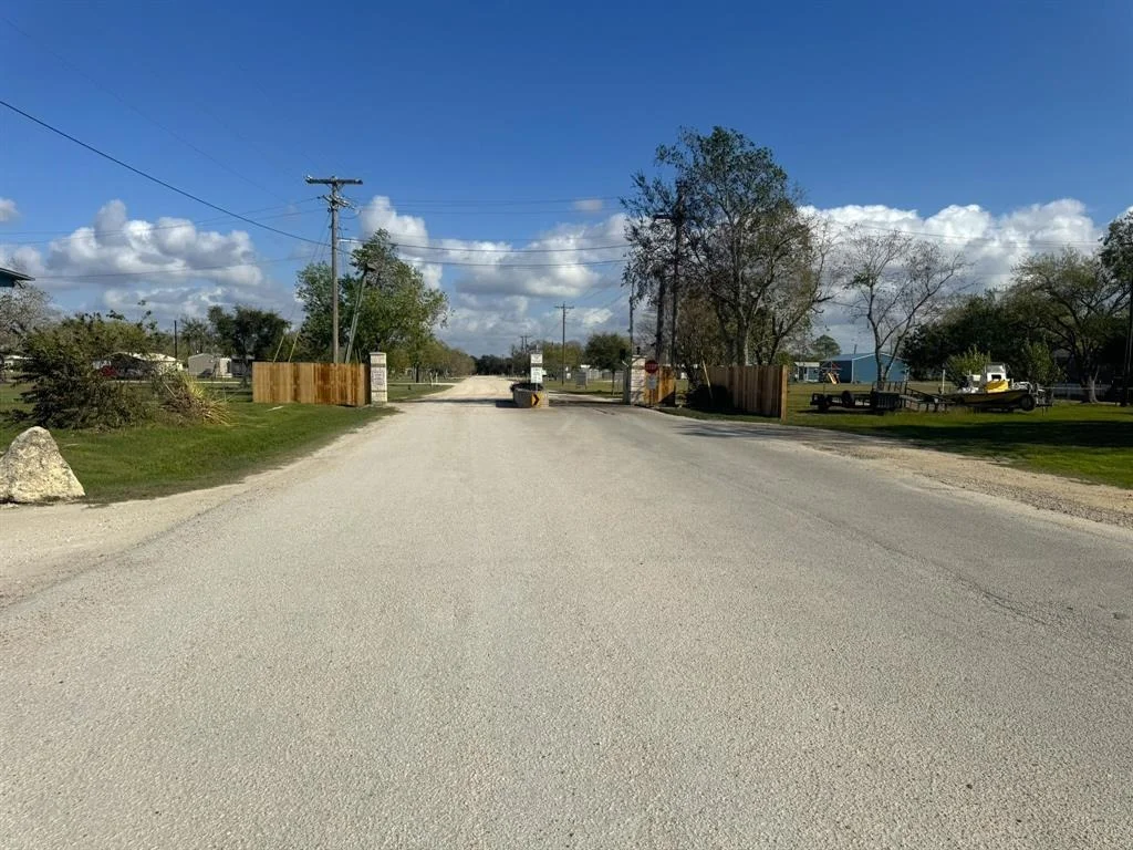 Photo of 751 Riverside Drive