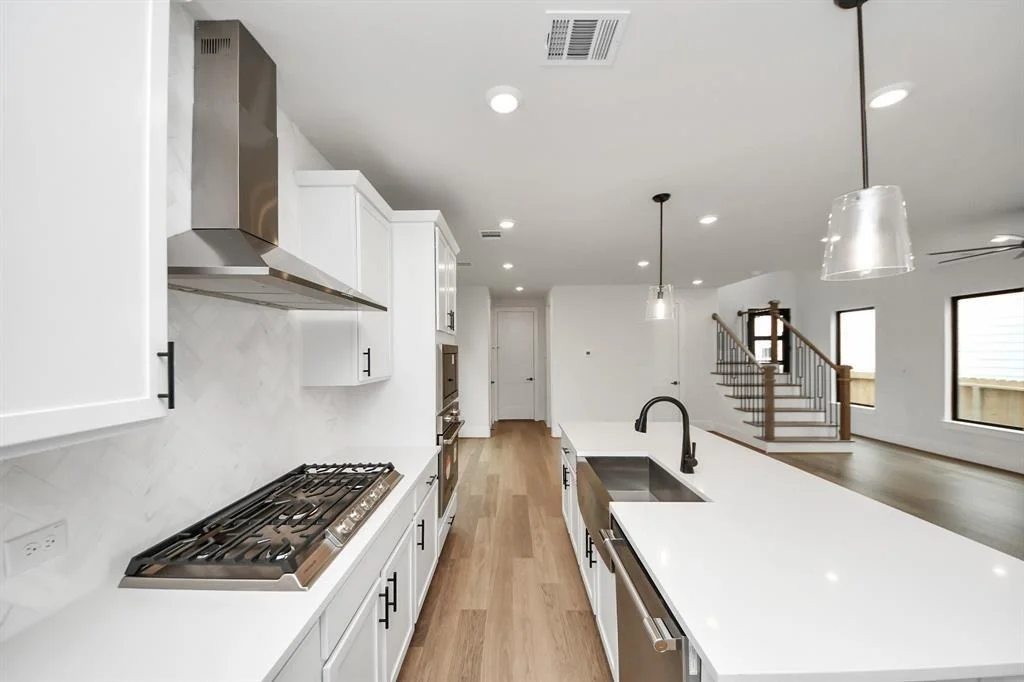 Photo of 405 Forest Reserve Place