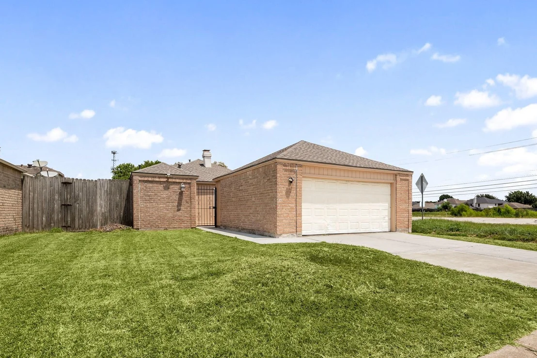 Photo of 13206 Sharpbill Drive