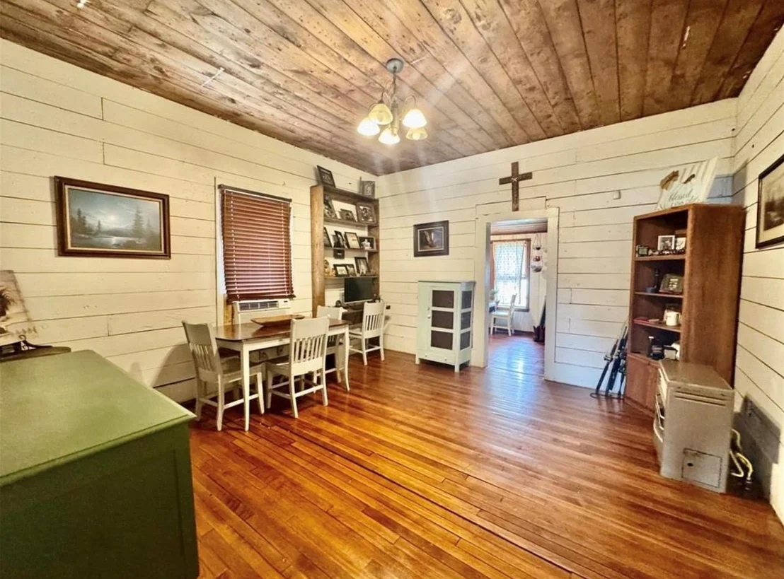 Photo of 188 Elm Street