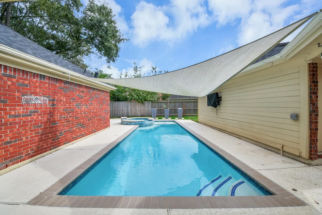 Photo of 622 Fernglade Drive