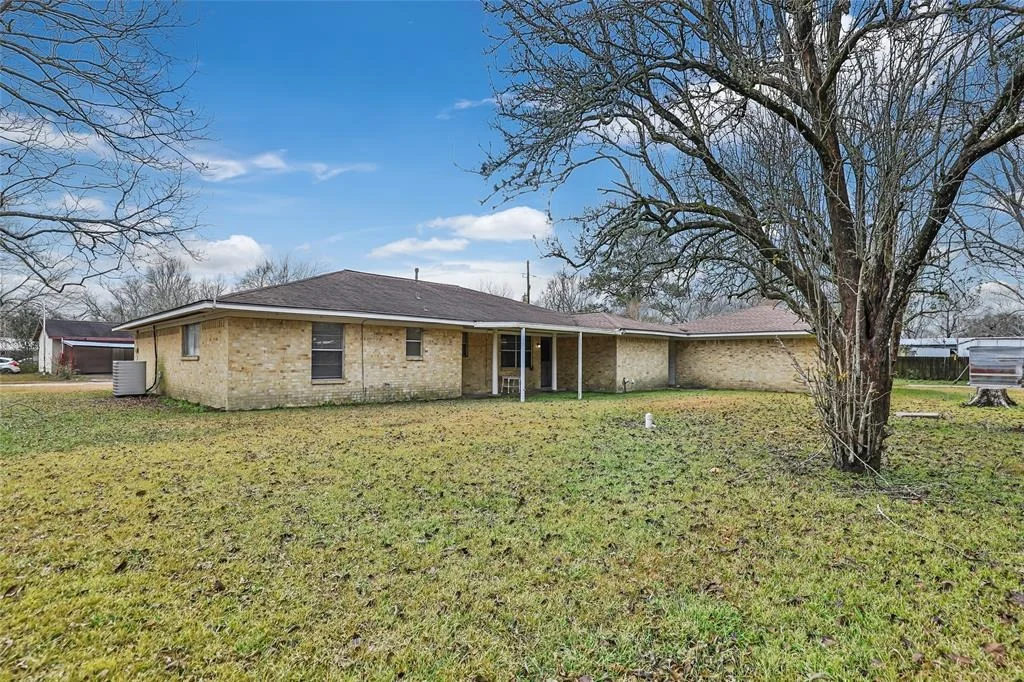 Photo of 202 Dogwood Street