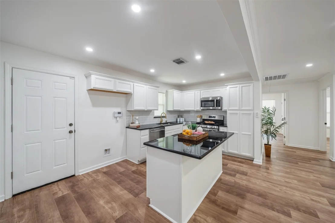 Photo of 3051 Rothermel Road