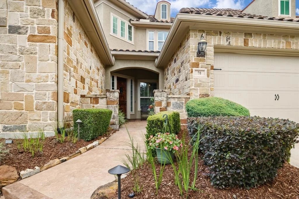 Photo of 70 Silent Circle Drive