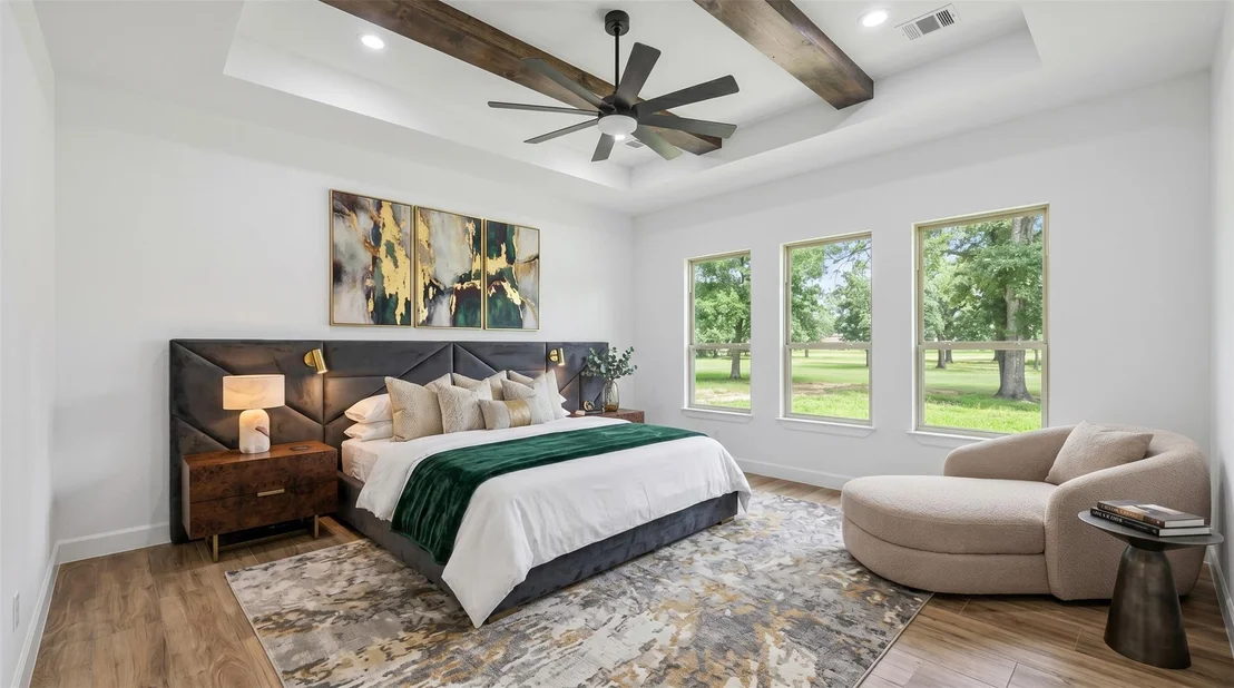 Photo of 210 Birdie Dr