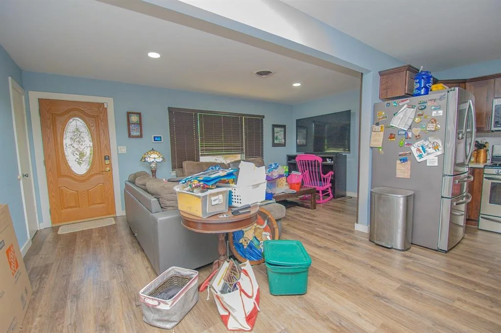 Photo of 725 Cedar Lawn Drive