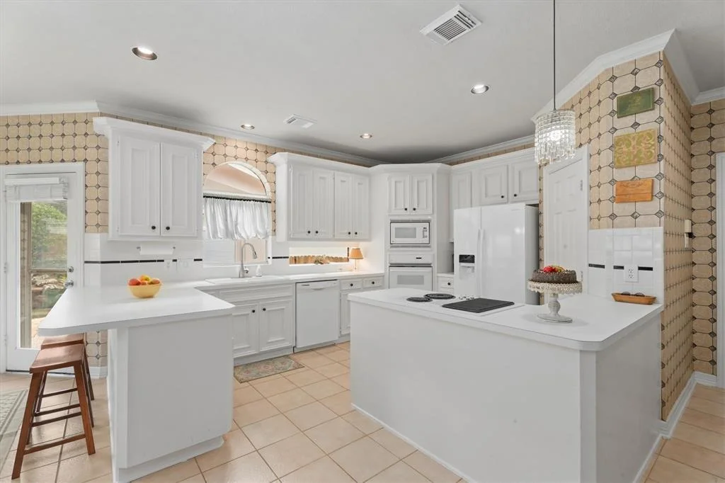 Photo of 7111 Centre Oaks Drive